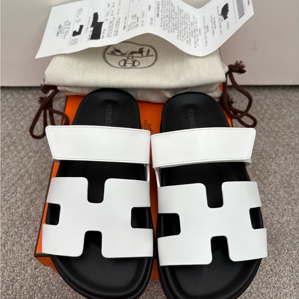 New authentic Hermes White and Black chypre sandals 35.5